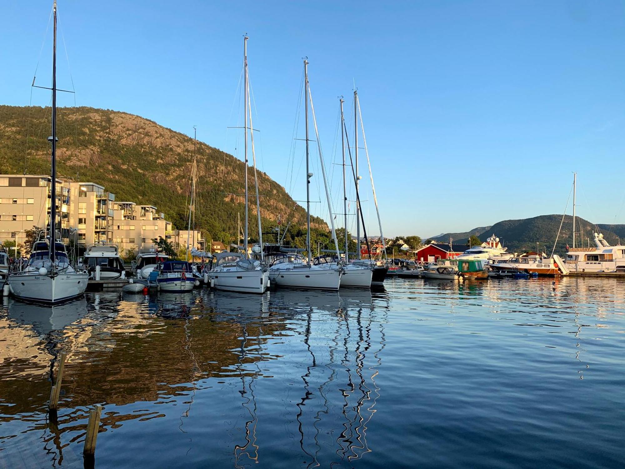 Small Apartment In The Harbour Of Jørpeland Exteriör bild