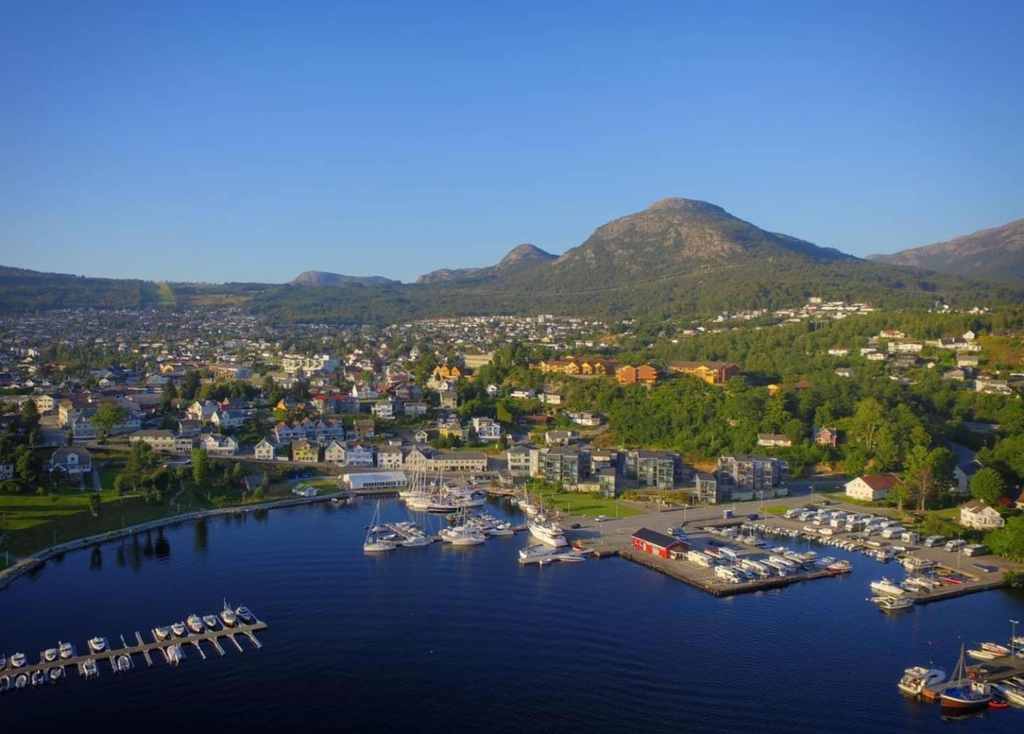 Small Apartment In The Harbour Of Jørpeland Exteriör bild