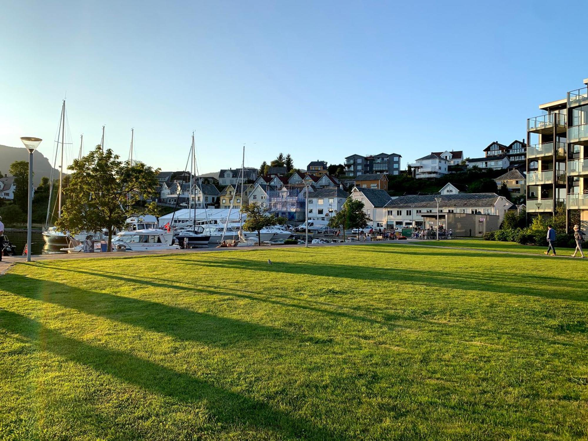Small Apartment In The Harbour Of Jørpeland Exteriör bild